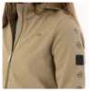BR Eevolv Kayla SS26 Softshelljas beige detail
